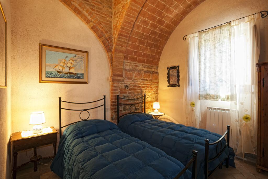 Fattoria Armena Vila Buonconvento Quarto foto